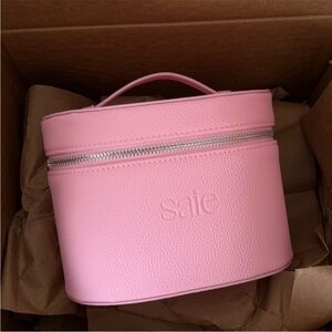 Saie Viral Pink Makeup Case